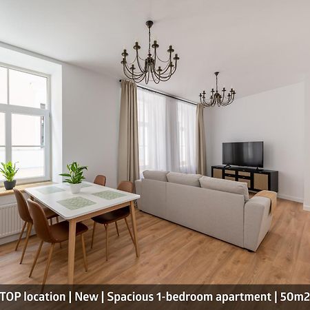 Spacious 1-Bedroom Apartment In The Heart Of Old Town Riga Eksteriør billede
